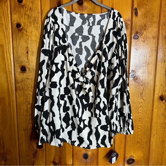 Ava & Viv Tops - Ava & Viv Long Sleeve Sweetheart Neck Tie Front Top
